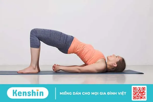 12 tư thế yoga cơ bản nền tảng và các lớp học yoga uy tín