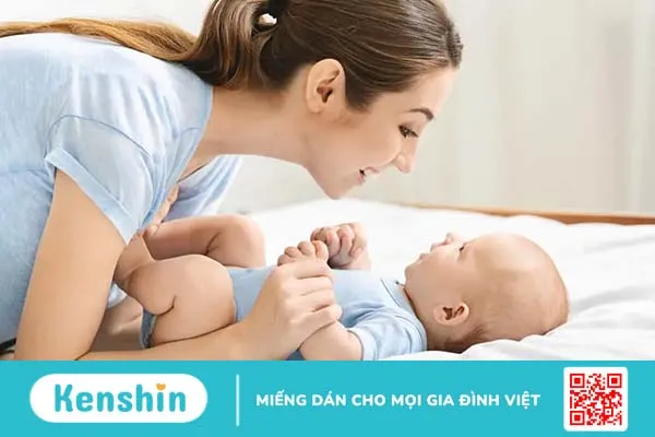 16 cột mốc phát triển của trẻ 0-1 tuổi mà mẹ nên nắm rõ