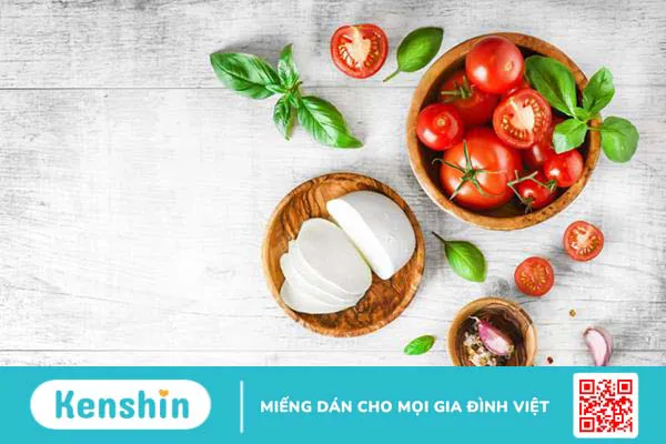 5 cách nấu cháo cà chua cho bé ăn dặm bổ dưỡng, đơn giản