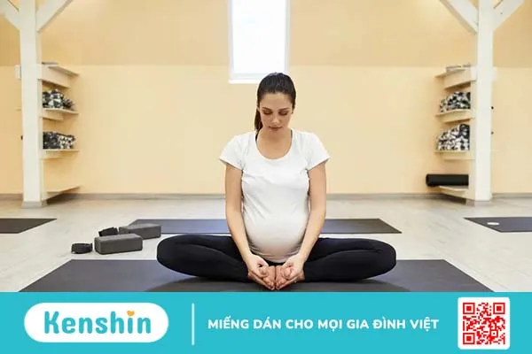 8 bài tập yoga cho bà bầu 3 tháng cuối hỗ trợ mẹ “vượt cạn” thuận lợi hơn