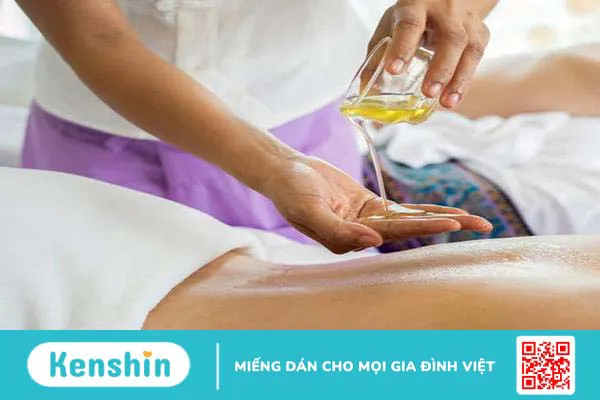 9 cách massage lưng và cổ giúp bạn giảm đau