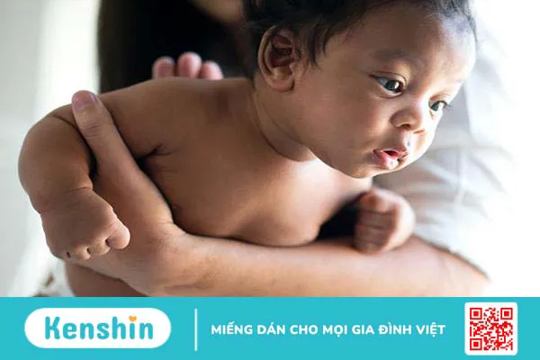 9 mẹo dân gian chữa nghẹt mũi cho trẻ sơ sinh và lưu ý cần nhớ