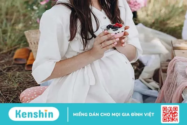 Bà bầu ăn sữa chua có tốt không và nên ăn vào lúc nào?