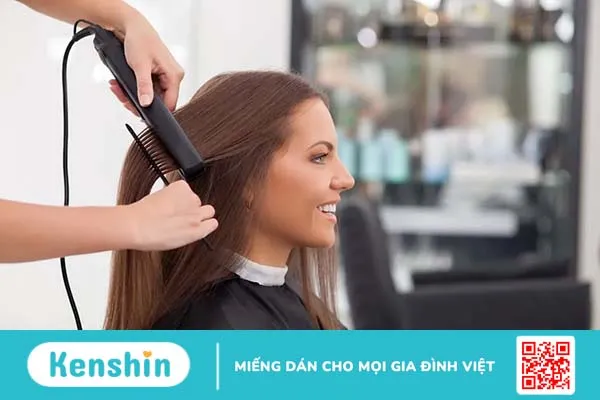 Bà bầu có nên đi làm tóc khi mang thai? Có ảnh hưởng gì không?