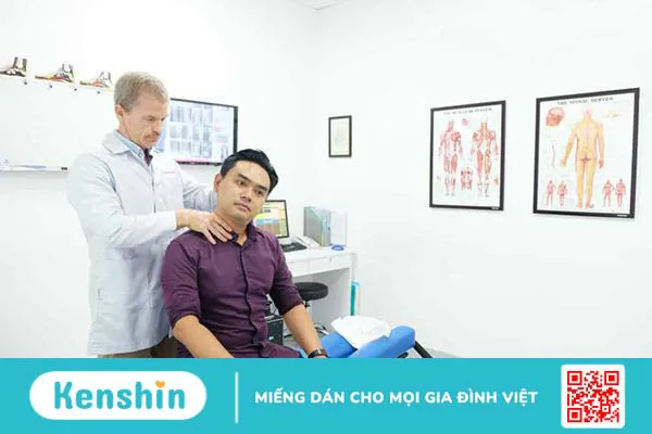 Bài tập thoái hóa đốt sống cổ: Nên và không nên