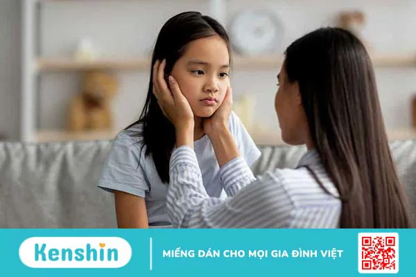 Bạn đã biết tác hại của điện thoại với trẻ em? Làm sao để hạn chế rủi ro?