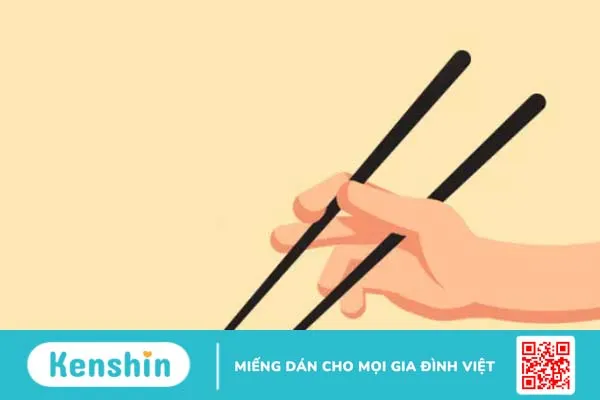 Bạn hãy thử dạy trẻ cách cầm đũa vừa vui vừa hiệu quả