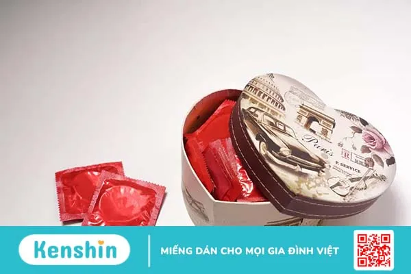 Bật mí cách bảo quản bao cao su an toàn, hạn chế rách bao khi “yêu”