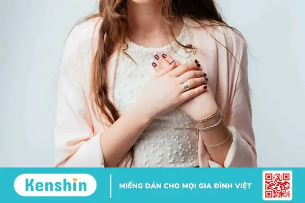 Bật mí cách dùng miếng dán nhũ hoa đúng chuẩn chuyên gia thời trang