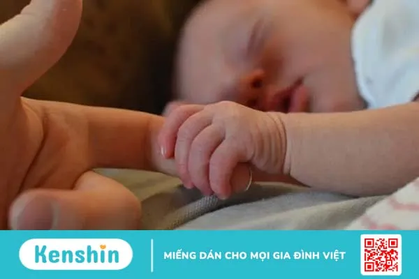 Bé bị đau bụng: Nguyên nhân và cách phòng ngừa