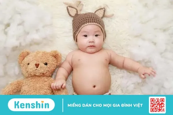 Bé bị tiêu chảy phân thế nào? Hello Bacsi mách bạn cách nhận diện!