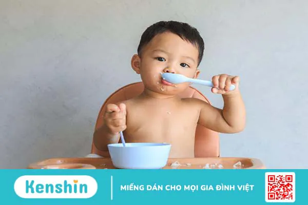 Bé mấy tháng ăn được cơm nát? Gợi ý 7 thực đơn cơm nát cho bé