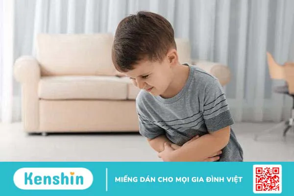 Bé nuốt phải nước hoa có sao không? Xử lý như thế nào an toàn?