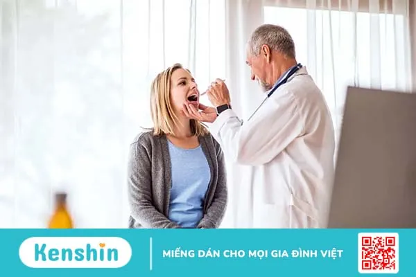 Bệnh nấm họng: Dấu hiệu nhận biết và cách điều trị