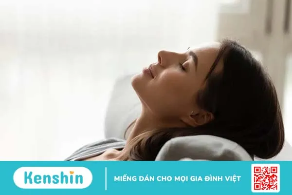 Bị sụp mí phải làm sao? 5 cách chữa sụp mí mắt đơn giản tại nhà