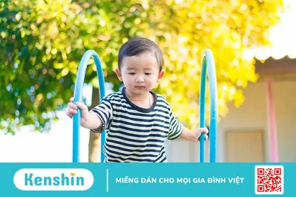 Bị viêm tai hai bên: Triệu chứng, nguyên nhân và cách điều trị