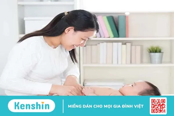 Bớt hồng cam (bớt cá hồi) ở trẻ sơ sinh: Những điều cha mẹ cần biết