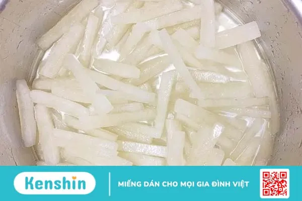 Cách làm mứt bí đao thanh mát, giòn ngon