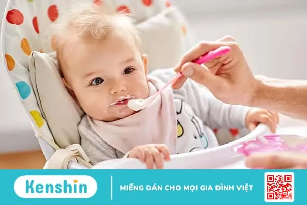 Cách làm sữa chua xoài thơm mát cho bé giải nhiệt ngày hè