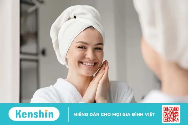 Cách làm tóc nhanh khô không cần máy sấy tiện lợi, siêu dễ