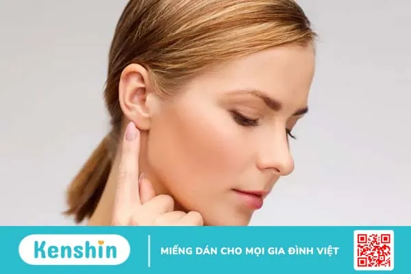 Cách lấy ráy tai bằng nến xông tai có an toàn?