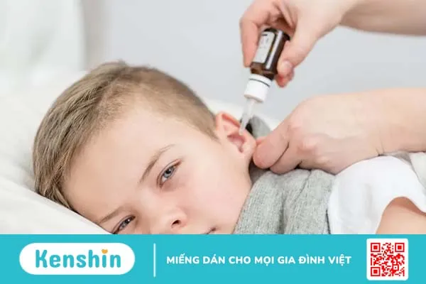 Cách nhỏ thuốc vào tai: Đọc ngay để biết cách dùng đúng!