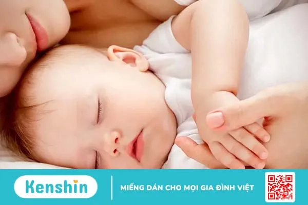 Cách nuôi con bằng sữa bột kết hợp với sữa mẹ và những lưu ý cần nhớ