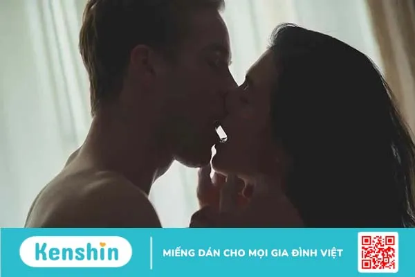 Cảm giác hôn lưỡi thế nào? Cách hôn môi, đá lưỡi kích thích đối phương