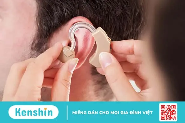 Cảm giác tai bị bít cần xử lý thế nào, nguyên nhân do đâu?