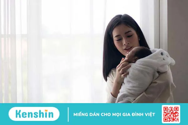 Chăm sóc mẹ và bé sau sinh mổ để nhanh hồi phục