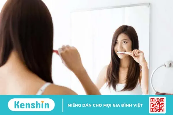 Chảy máu chân răng: Nguyên nhân và cách chữa dứt điểm tình trạng này