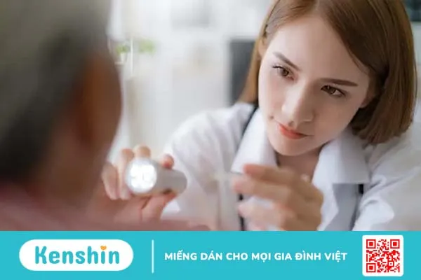 Chảy máu cổ họng cảnh báo bệnh gì? 5 nguyên nhân họng chảy máu