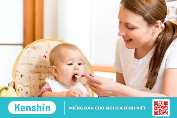 Cho bé ăn nho khô, bạn đã thử chưa?