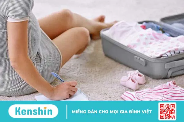 Chuẩn bị đồ đi sinh gọn nhẹ trong mùa dịch từ tư vấn của bác sĩ sản khoa