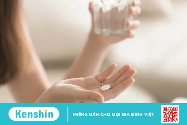 Co giật nửa mặt do đâu? Bị giật cơ mặt có nguy hiểm không?