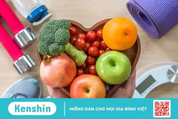 Cổ họng bị khô và có đờm: Nguyên nhân và cách điều trị