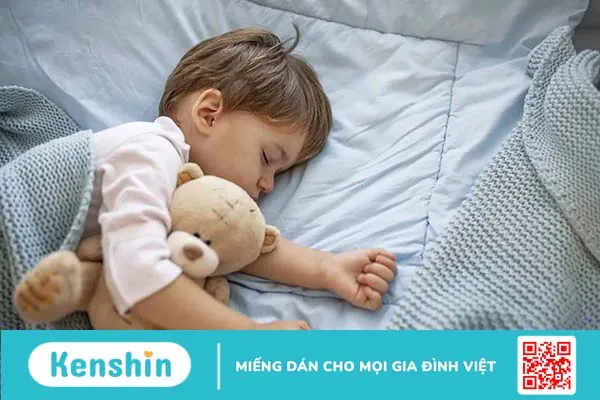 Có nên cho trẻ sơ sinh nằm gối? Khi nào cho bé nằm gối và cách chọn gối