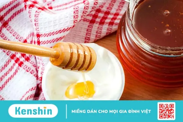 Da đẹp tự tin đón Tết với 7 cách trị thâm mụn bằng mật ong tại nhà