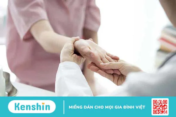 Đau các khớp ngón tay là bệnh gì? Khắc phục các khớp ngón tay bị đau