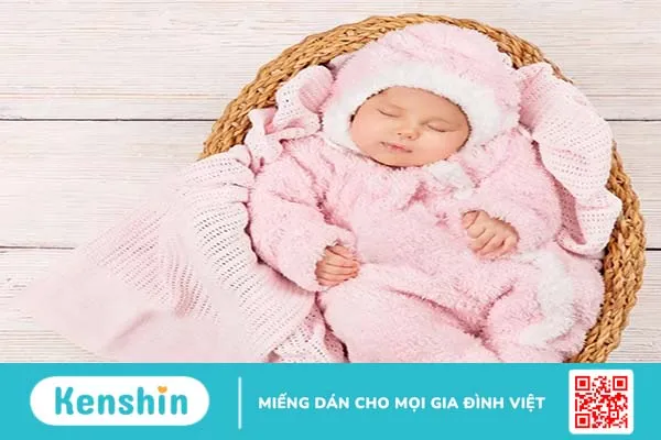 Dấu hiệu trẻ sơ sinh bị lạnh – Làm sao giữ ấm cho trẻ đúng cách?