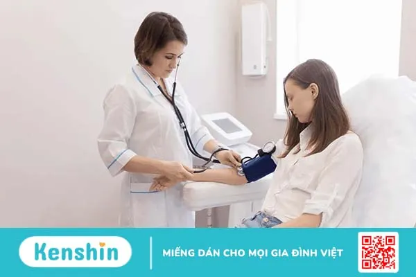 Dấu hiệu tụt huyết áp khi mang thai – Mẹ bầu bị tụt huyết áp nên làm gì?