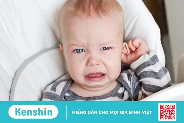 Dấu hiệu viêm tai giữa dễ nhận biết và biến chứng của bệnh