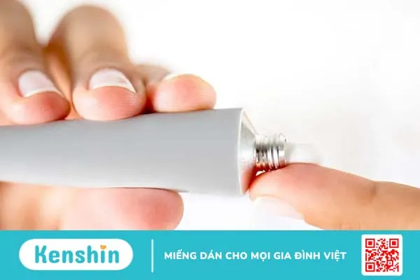 Đầu ti bị nứt: Nguyên nhân do đâu, cách khắc phục tại nhà là gì?