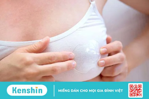 Đầu ti bị thụt sau sinh – Mẹ đã biết cách xử lý hiệu quả tại nhà?