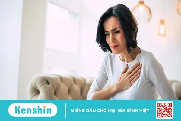 Đau tức, nhói đau ngực trái là bệnh gì? Nguyên nhân không chỉ là đau tim