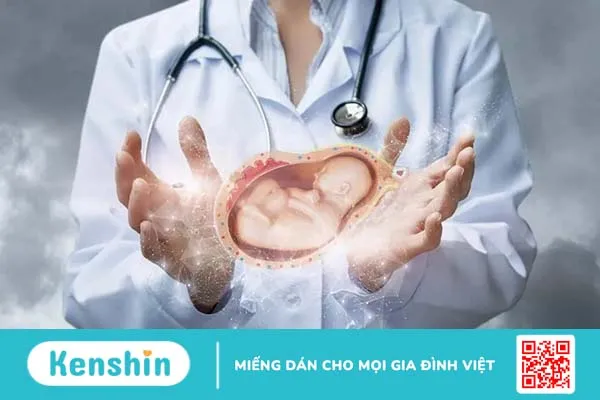 Dây rốn quấn cổ thai nhi: Bác sĩ giải đáp những điều gì về hiện tượng này?