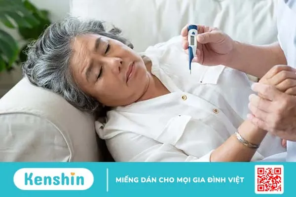 Đi ngoài phân màu xanh là bệnh gì? Có nguy hiểm không?