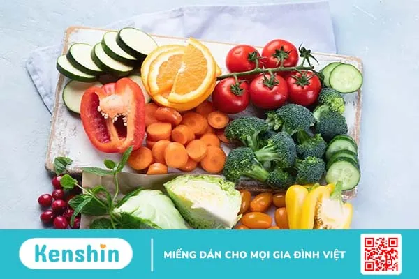 Đi ngoài ra máu nên ăn gì, kiêng gì để nhanh chóng cải thiện triệu chứng?