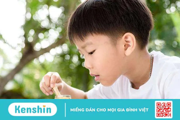 Đi tìm lời đáp: Có nên cho trẻ uống mật ong vào sáng sớm?