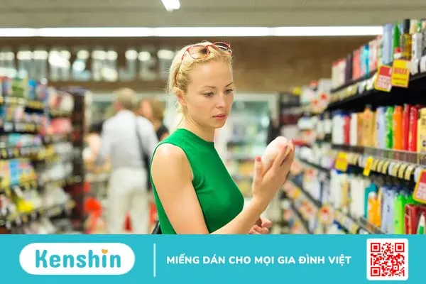 Dị ứng dầu gội phải làm sao? Nguyên nhân dị ứng và dấu hiệu nhận biết